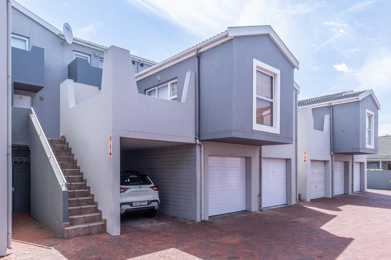 1 Bedroom Property for Sale in Claremont Western Cape
